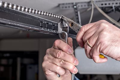 garage door services pros